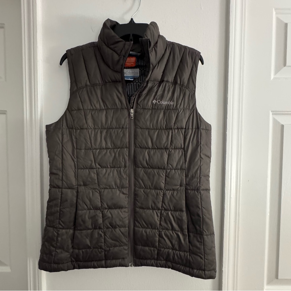 Columbia Gray Puffer Vest